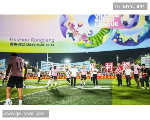 激情四溢的足球交流赛盛大开幕共同见证友谊与竞技的完美结合